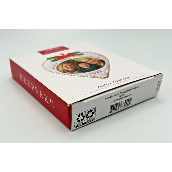 HALLMARK 2022 Keepsake Christmas Ornament ~ "Family Forever" Heart Shaped Photo - Picture 4 of 7
